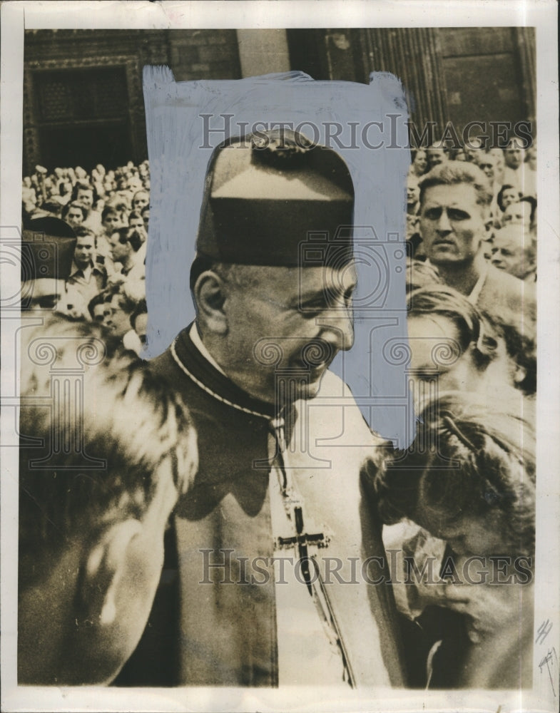 1951 Press Photo Archbishop Joszef Groesz in Budapest at Communist Court - Historic Images