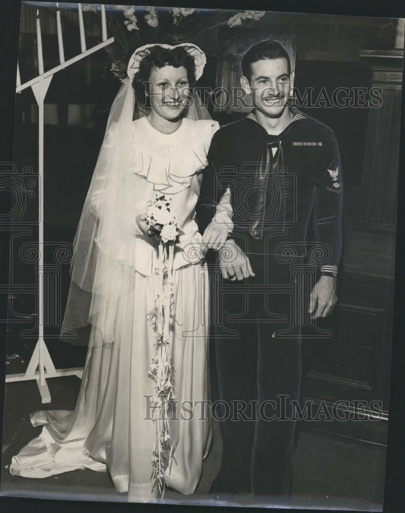 1949 Press Photo Wedding Mr Mrs Young - Historic Images