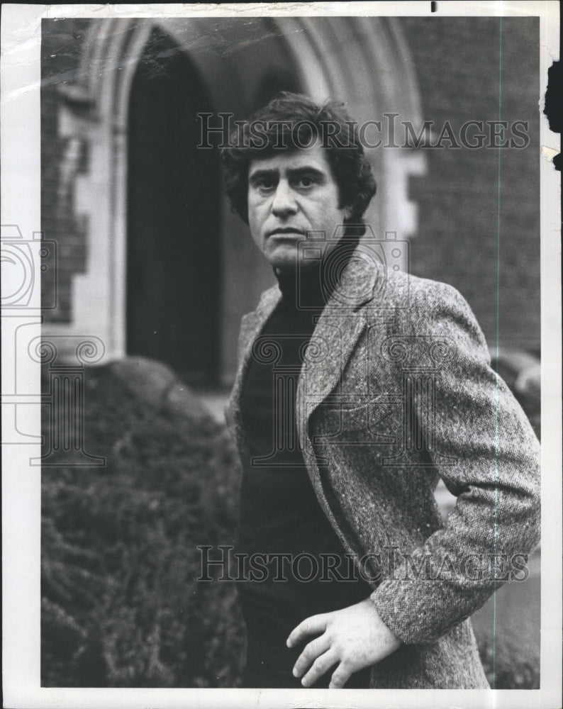 1977 Press Photo Actor James Farentino - Historic Images