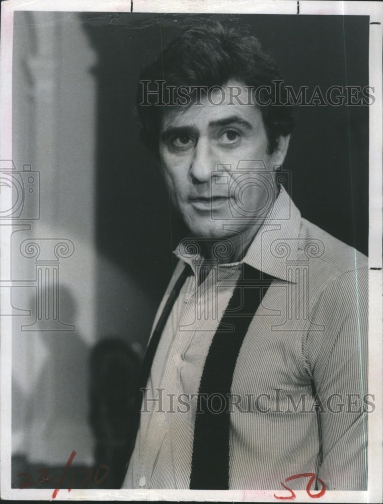 1981 James Farentino in "Dynasty" - Historic Images
