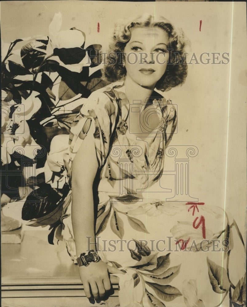 Press Photo Glenda Farrell - Historic Images