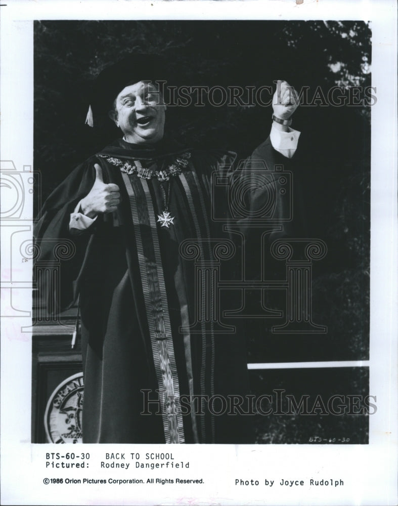 1986 Press Photo Actor Rodney Dangerfield In Back To School - Historic Images