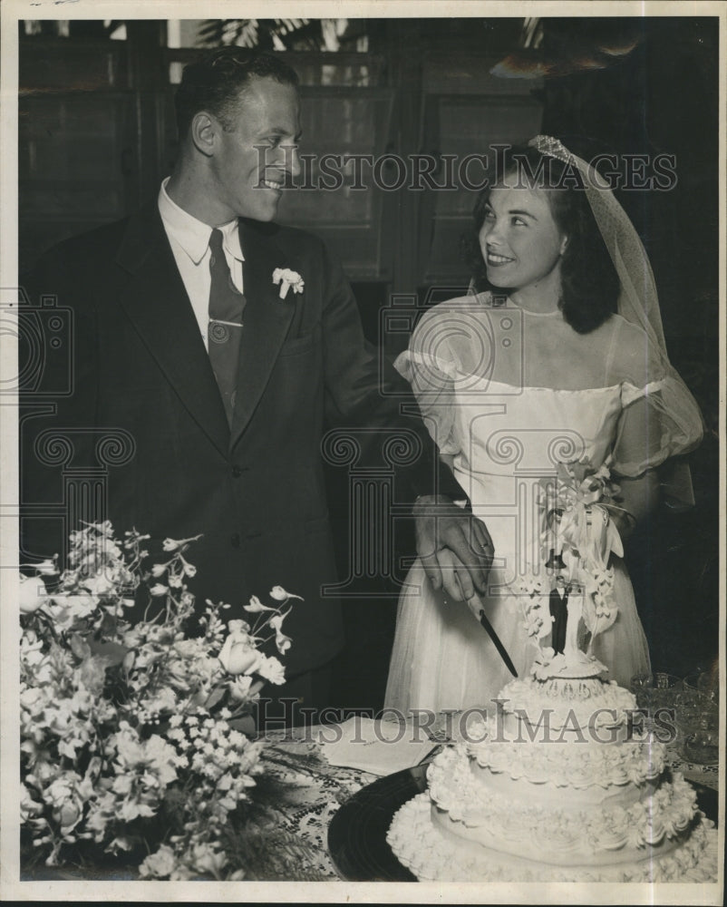 1947 Press Photo Mr. And Mrs. Clifford Lee Weston, Jr. - Historic Images