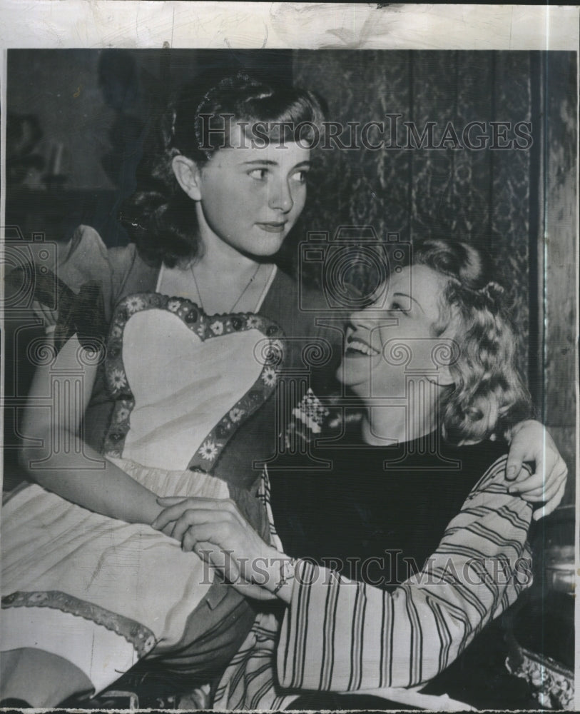 1946 Press Photo Jacqueline Horner and Mother - Historic Images