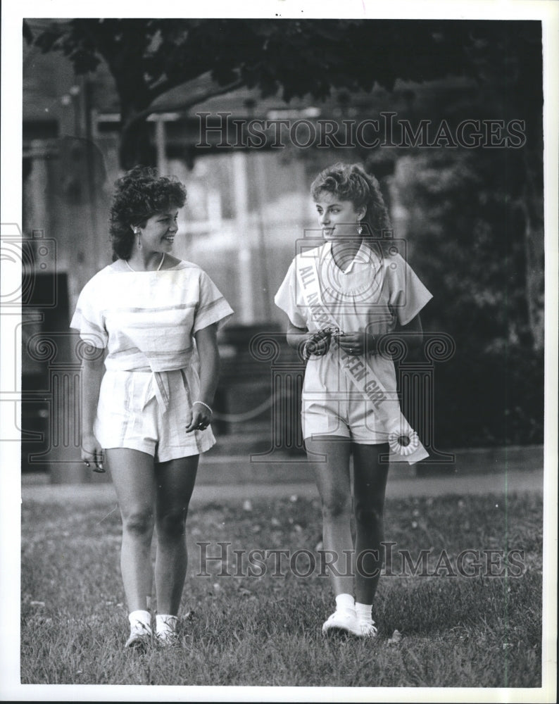 1984 Miss Mass All American Teen Contestants - Historic Images
