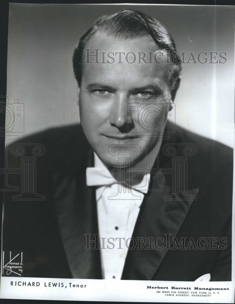 1966 Press Photo Richard Lewis a Welsh tenor. - Historic Images