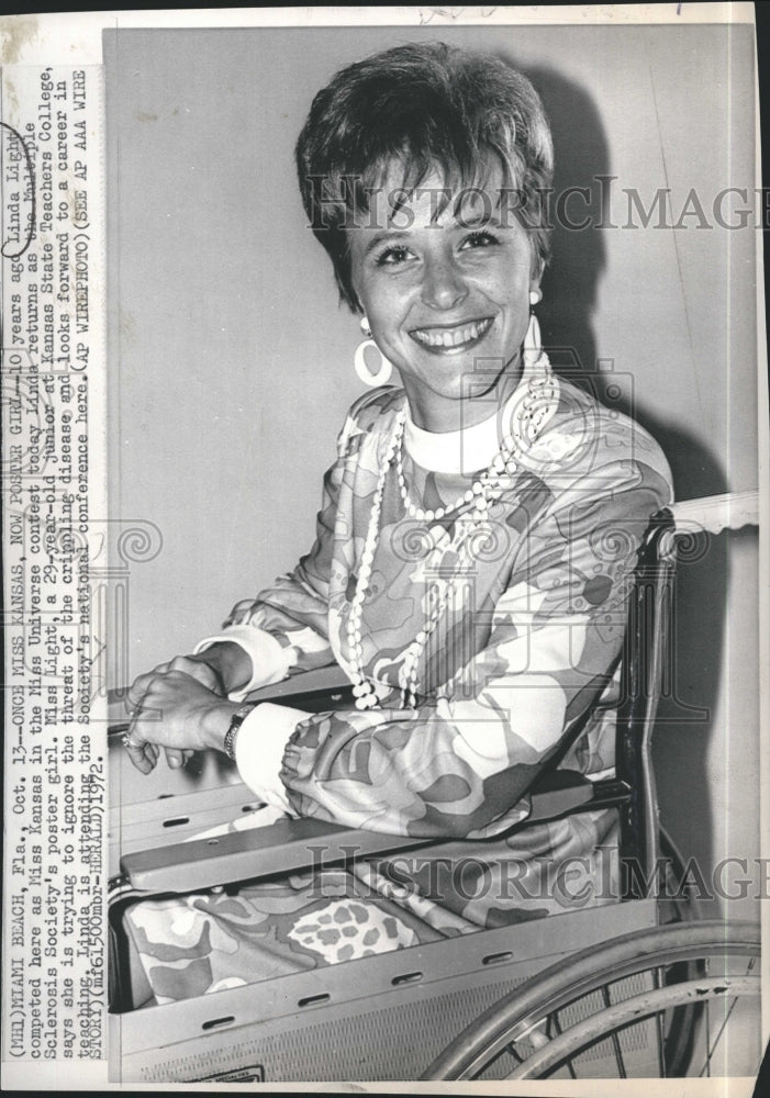 1972 Press Photo Former Miss Kansas and Present MS Poster Girl Linda Light - Historic Images