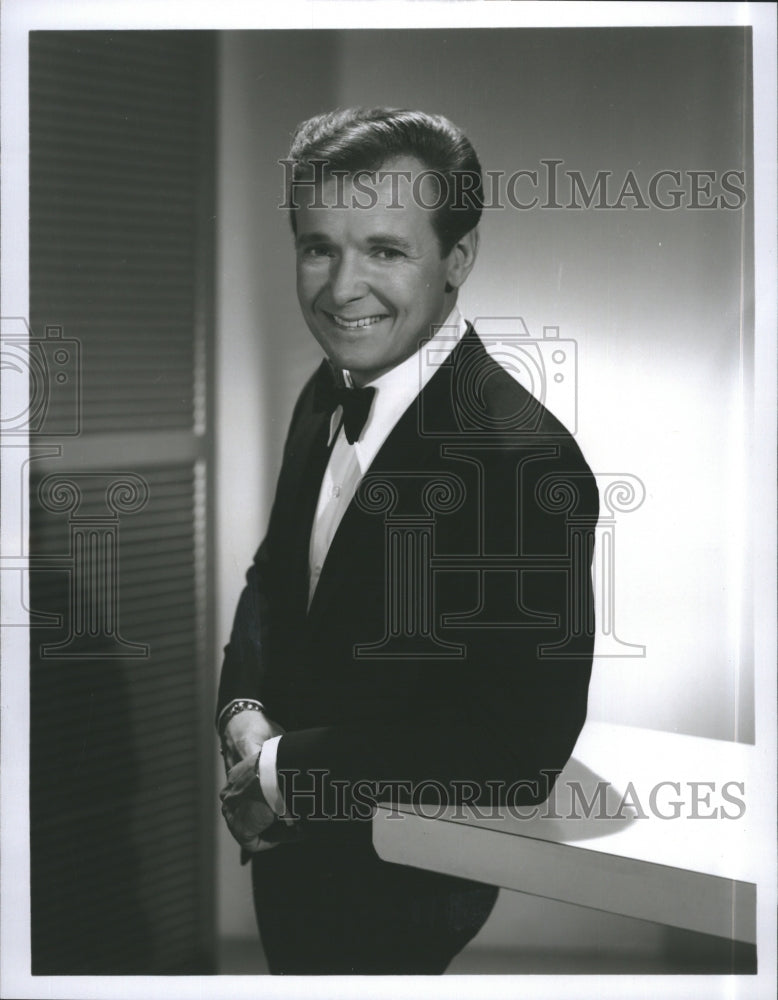 Press Photo John Gary to Perform at "Miss USA Beauty Pageant" - Historic Images