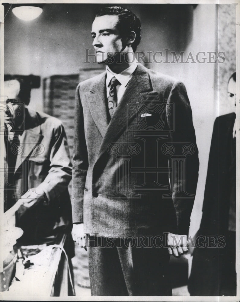 1952 Press Photo Vittorio Gassman Actor STREETS OF DESIRE Wife Shelley Winters - Historic Images