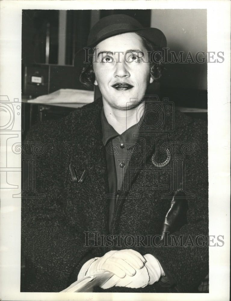 1938 Press Photo Writer Marquise Nena Belmonte Leaving For Her Native Land - Historic Images