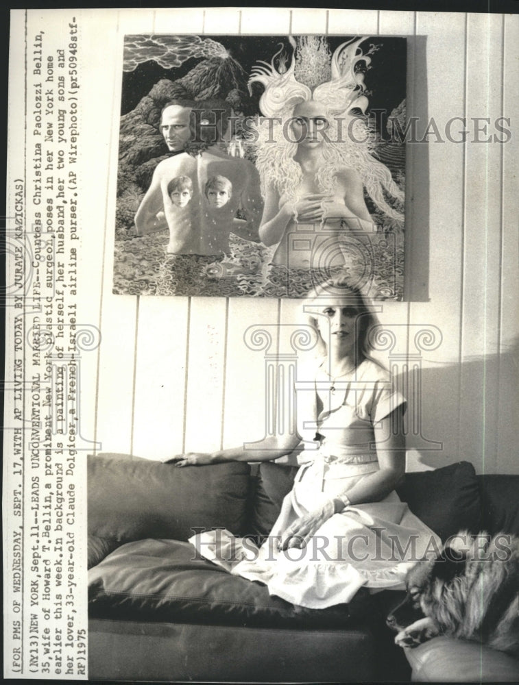 1975 Press Photo Contessa Cristina Paolozzi in her New York home - Historic Images