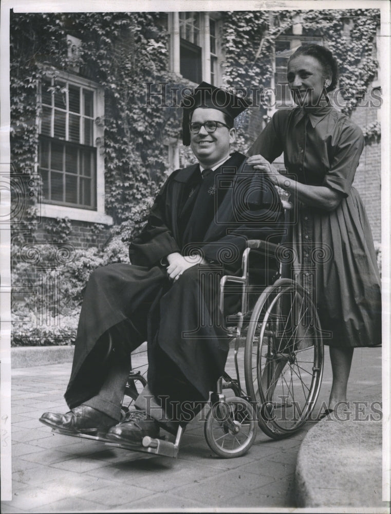 1959 Press Photo Mrs. Marie Madeline Belton &amp; Son Peter Attending Harvard Law - Historic Images