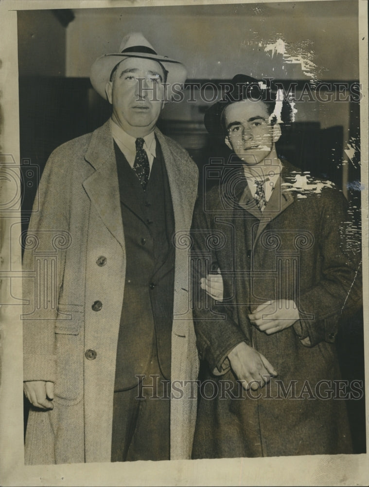 1939 Press Photo Leo Devlin, Paul O&#39;Keefe, Boston Police Headquarters - Historic Images