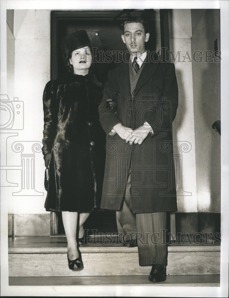 1939 Press Photo Nathan Orlikoff with Ruth Goldstein on stabbing case - Historic Images