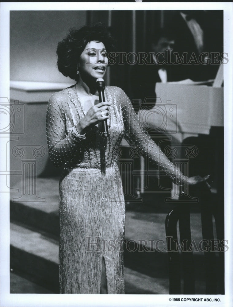 1985 Press Photo Actress/Singer, Diahann Carroll - Historic Images