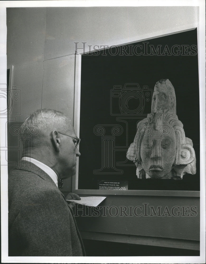 1958 Press Photo Asst. Curator Frederick Preston Orchard - Historic Images