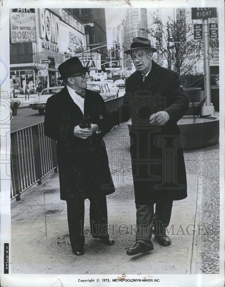 1975 George Burns and Walter Matthau in "The Sunshine Boys" - Historic Images
