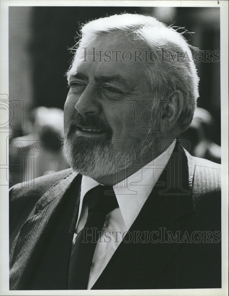 1987 Press Photo Actor Raymond Burr TV Movie Perry Mason Scandalous Scoundrel - Historic Images