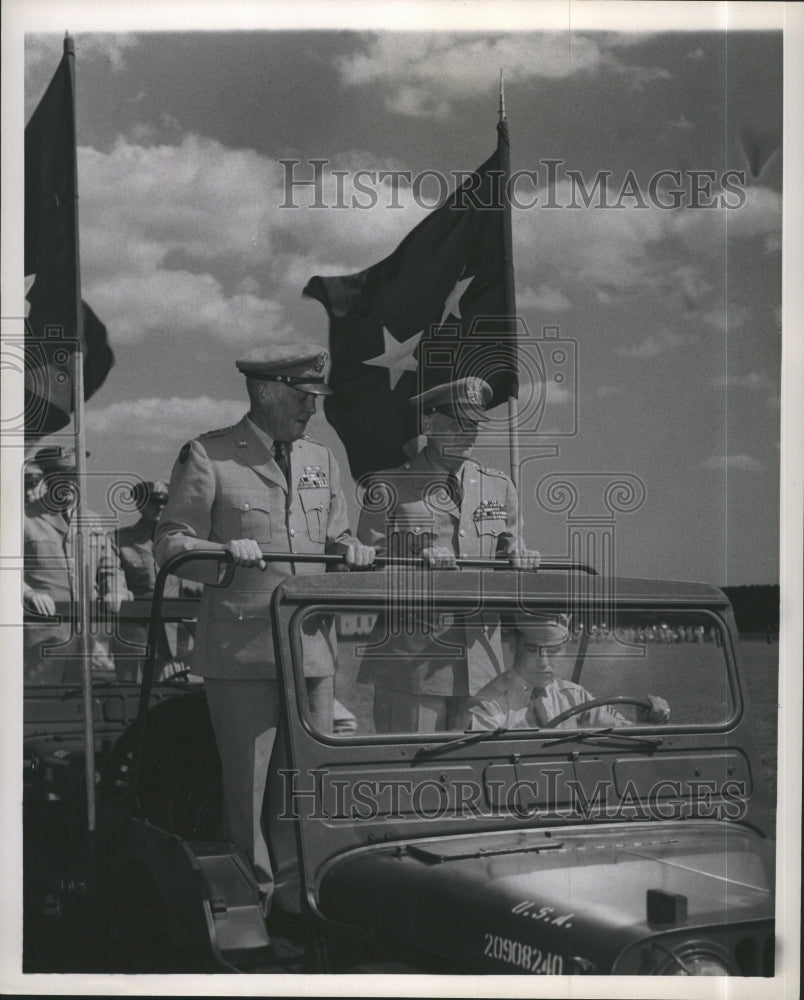 1953 Press Photo Gen.Withers A. Burress and Maj.Gen. Rhoderick R.Allen. - Historic Images