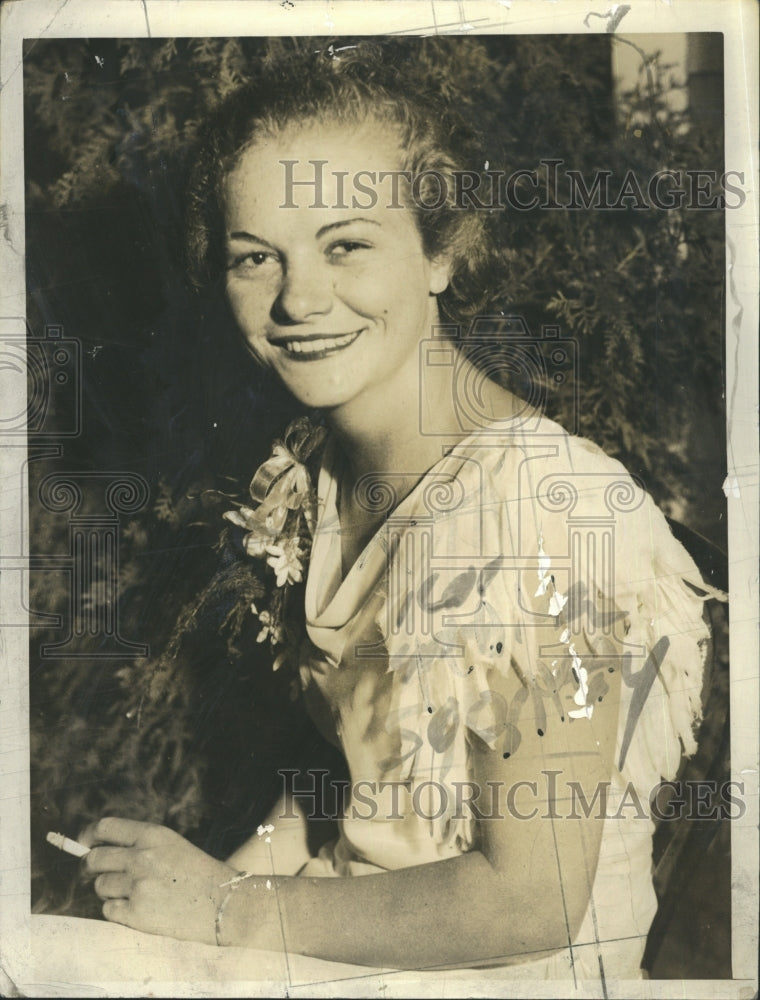1934 Press Photo Mrs George Defren - Historic Images