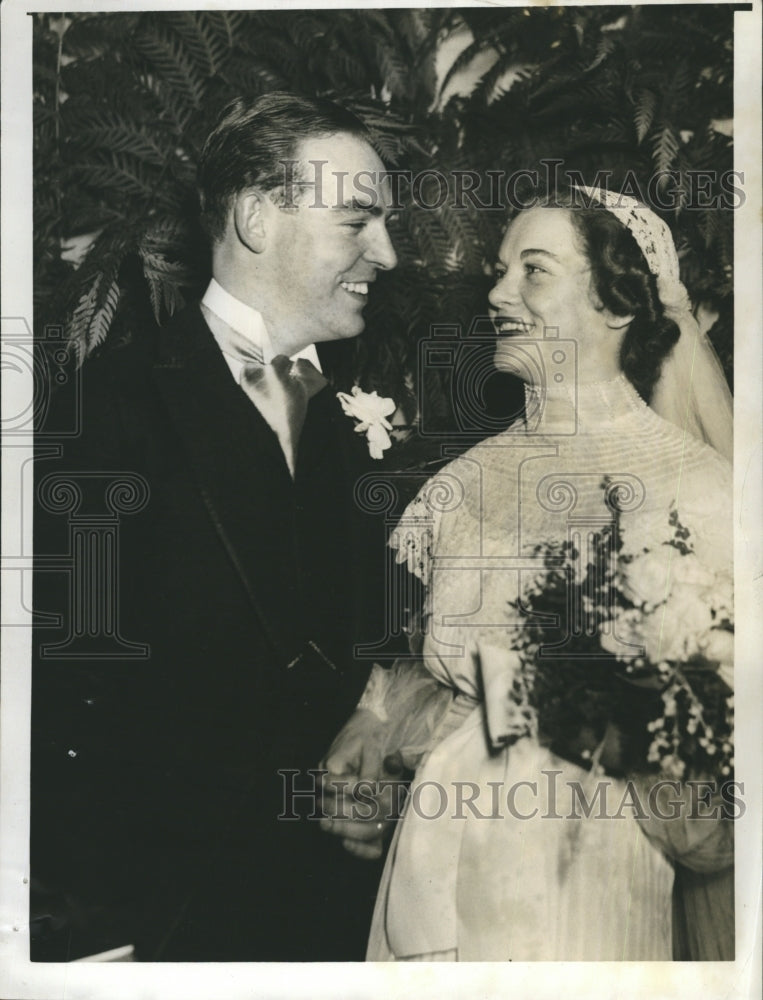 1939 Press Photo Mr &amp; Mrs George Defren at Reception - Historic Images