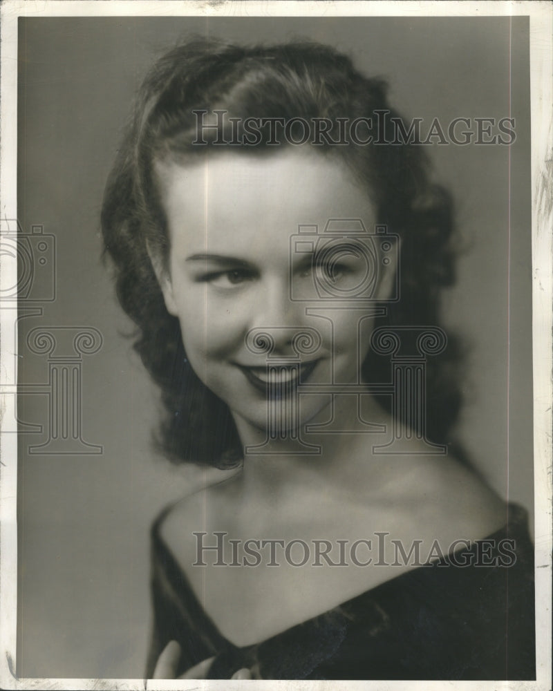 1946 Press Photo Mardi Bryant "I Like It Here" - Historic Images
