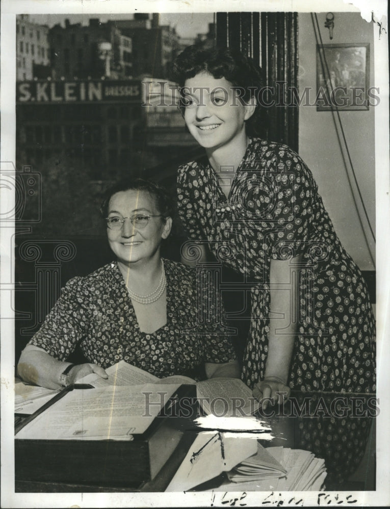 1940 Press Photo Mrs Sydney Hillman and her Daughter Selma - Historic Images