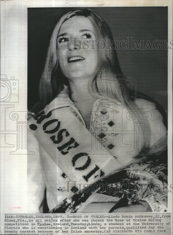 1971 Press Photo Linda Robin McGravey chosen to be the Rose of Tralee in Ireland - Historic Images