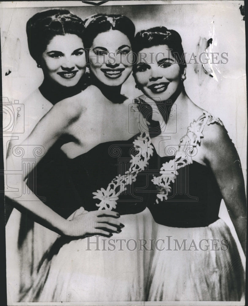 1958 Press Photo McGuire Sisters - Historic Images
