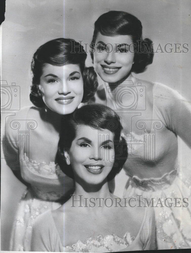 1963 Press Photo Singing trio in American popular music, the McGuire Sisters - Historic Images