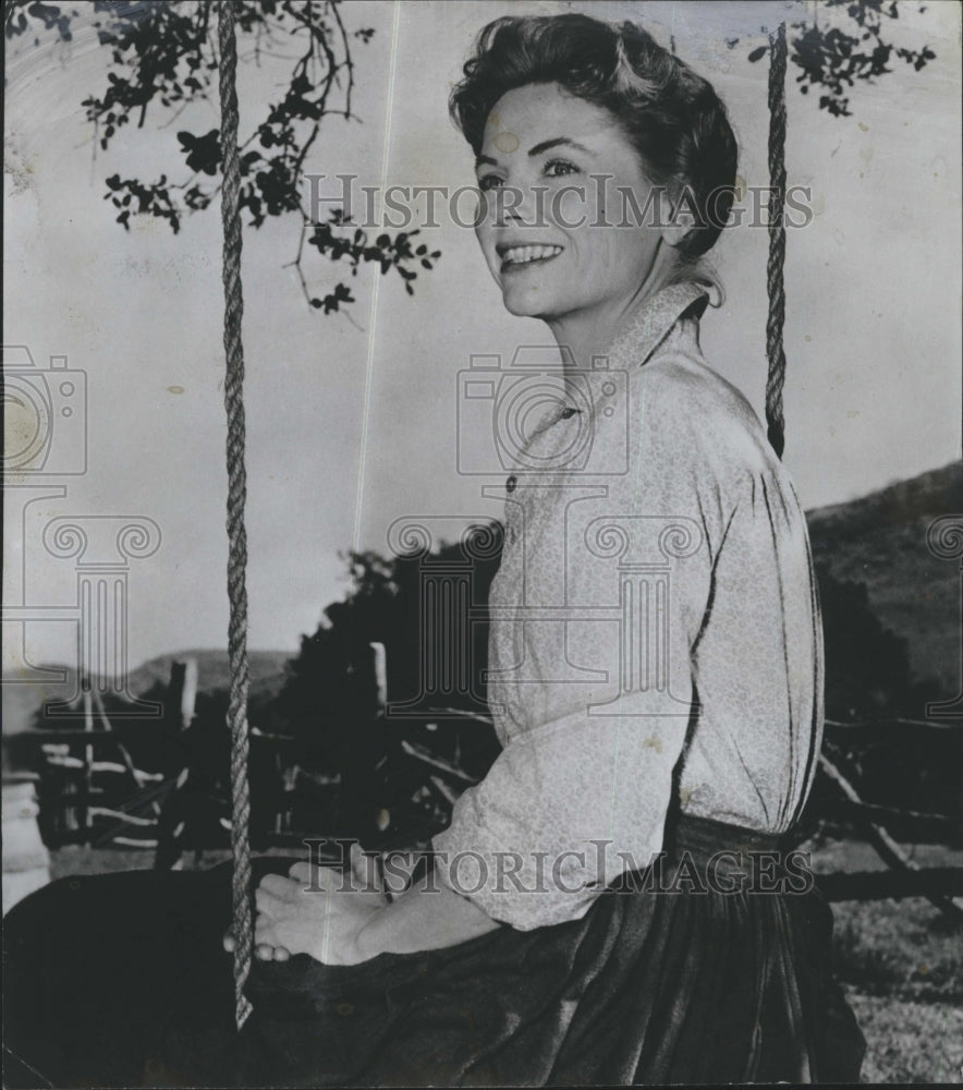 1957 Press Photo Dorothy McGuire stars in Walt Disney's "Old Yeller" - Historic Images