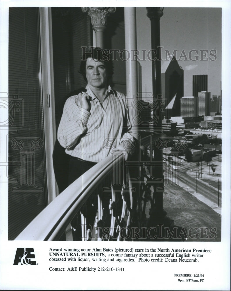 Press Photo Alan Bates in &quot;Unnatural Pursuits&quot; - Historic Images