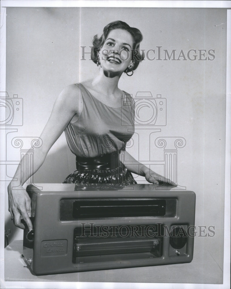 1959 Press Photo Betsy Norton with Photocopy Machine - Historic Images