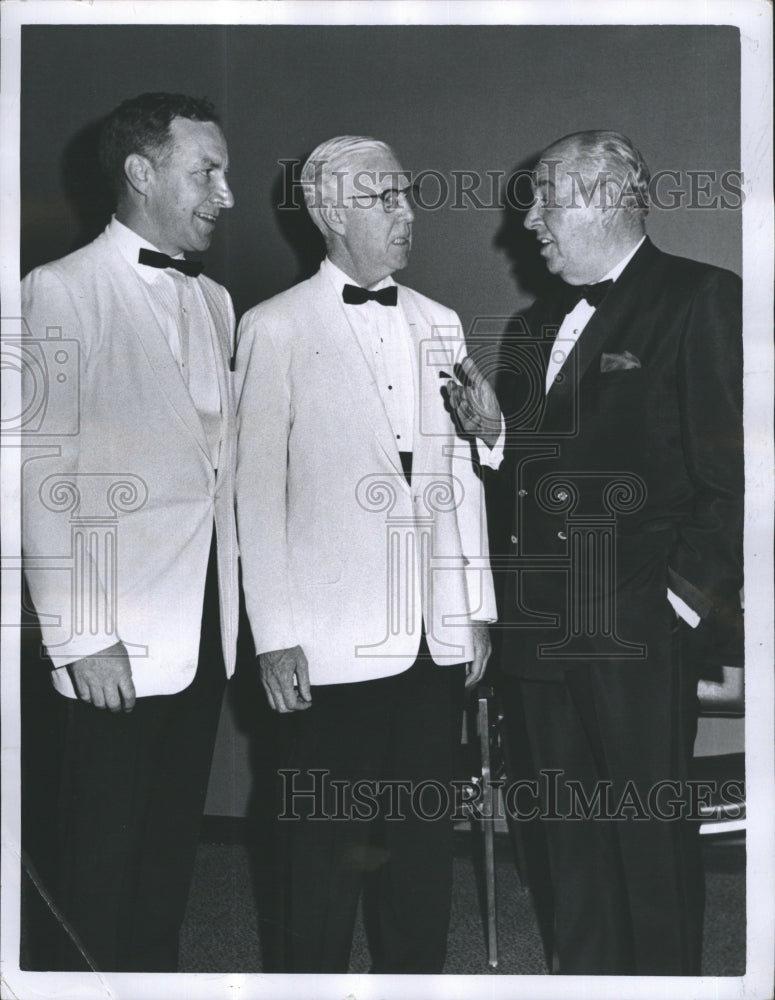 1968 Press Photo Boston Press Club Awards Dinner Elliot Norton Columnist - Historic Images