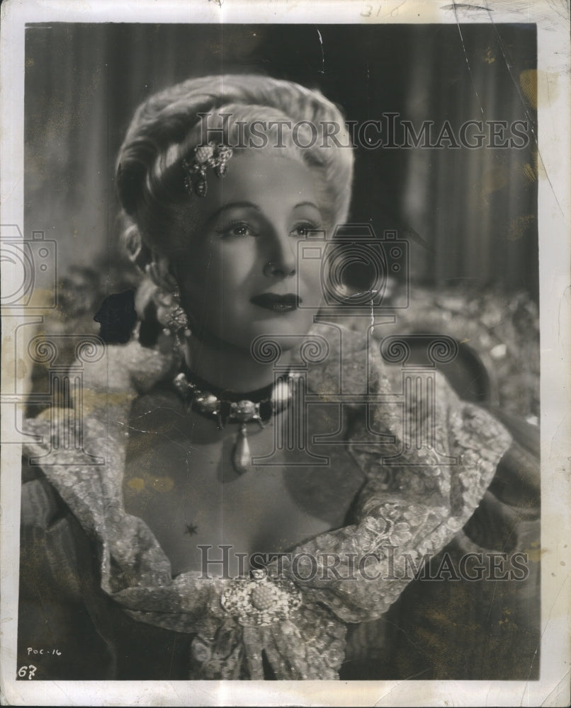 1951 Press Photo Binnie Barnes an English actress. - Historic Images