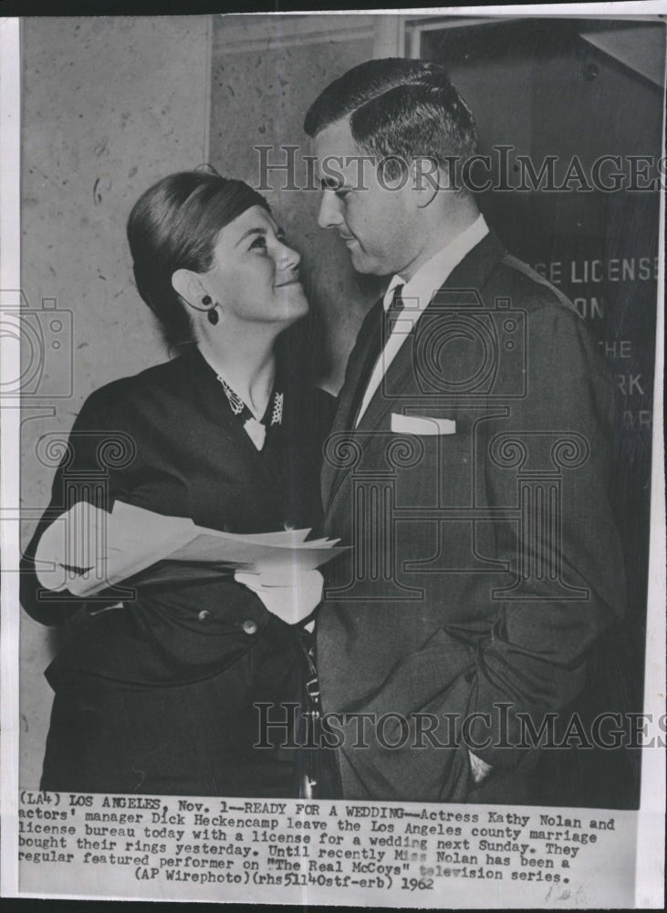 1962 Press Photo Actress Kathy Nolan with Actor Manager Dick Heckencamp. - Historic Images