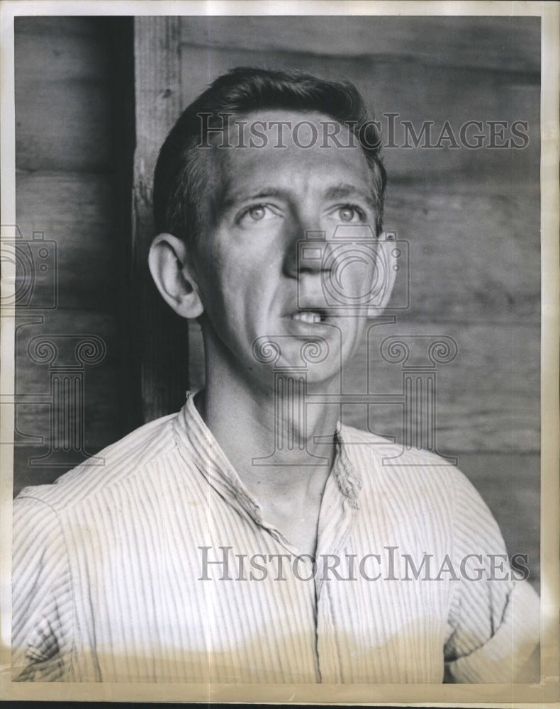 1957 Press Photo Actor John Heffernan - Historic Images