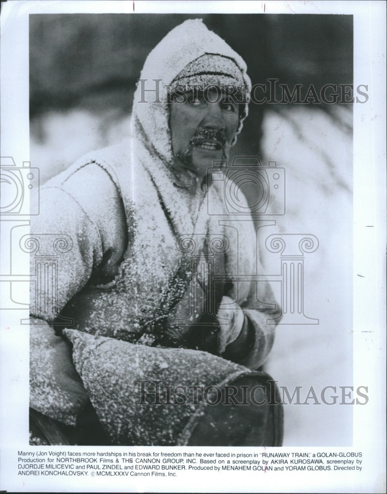 1985 Press Photo Jon Voight Stars In Runaway Train - Historic Images