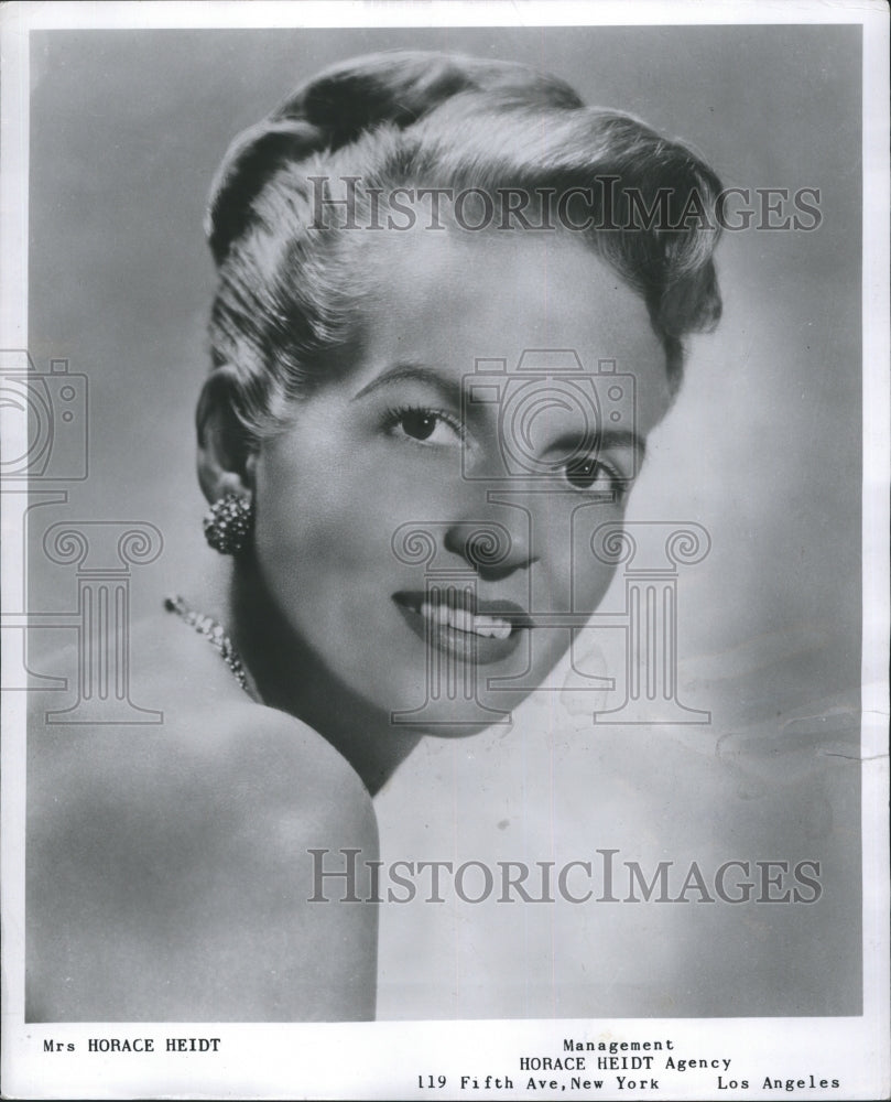 1949 Press Photo Singer Mrs Horace Heidt - Historic Images