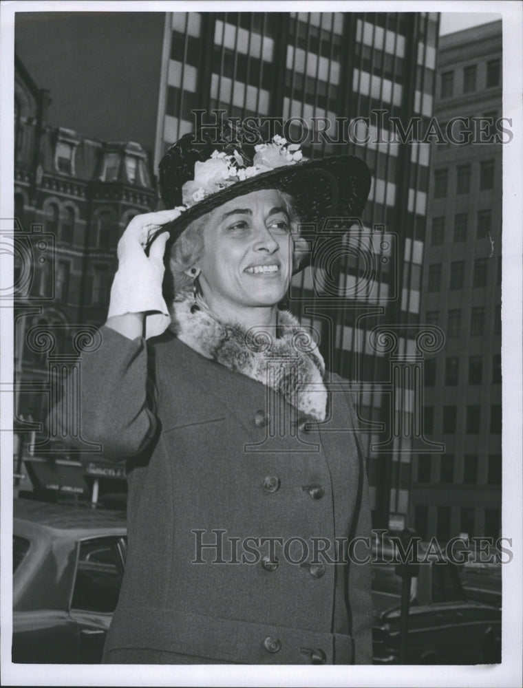 1967 Press Photo Mrs Silvia Head Of Boston - Historic Images