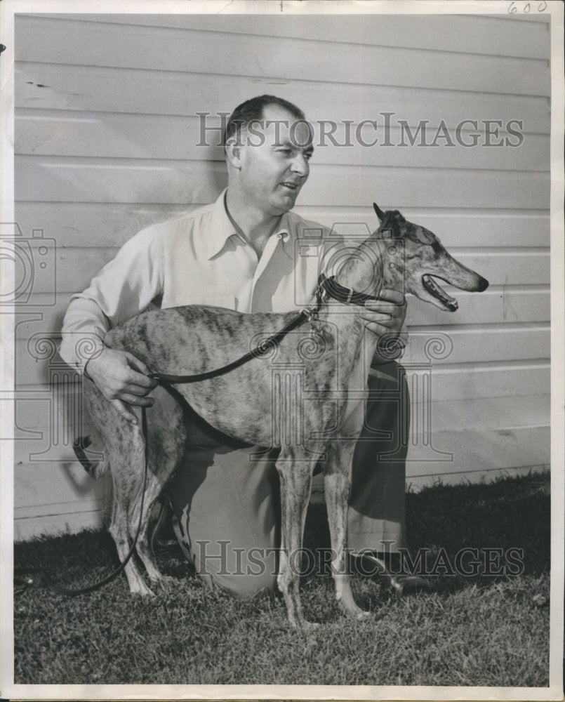 1957 Press Photo H. Heaton and Bobbie - Historic Images