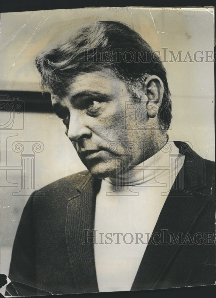 Press Photo Actor in "Hamlet" - Historic Images