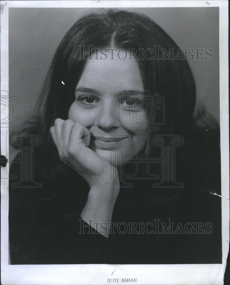 Press Photo A picture of Judy Kahan - Historic Images