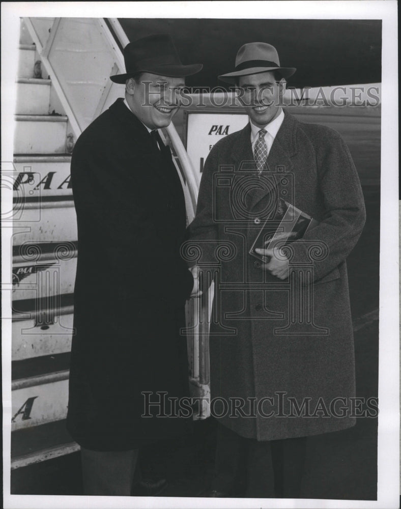 1957 Press Photo Rudolf Kadanka & Jost Schmid(R) show in the picture - Historic Images