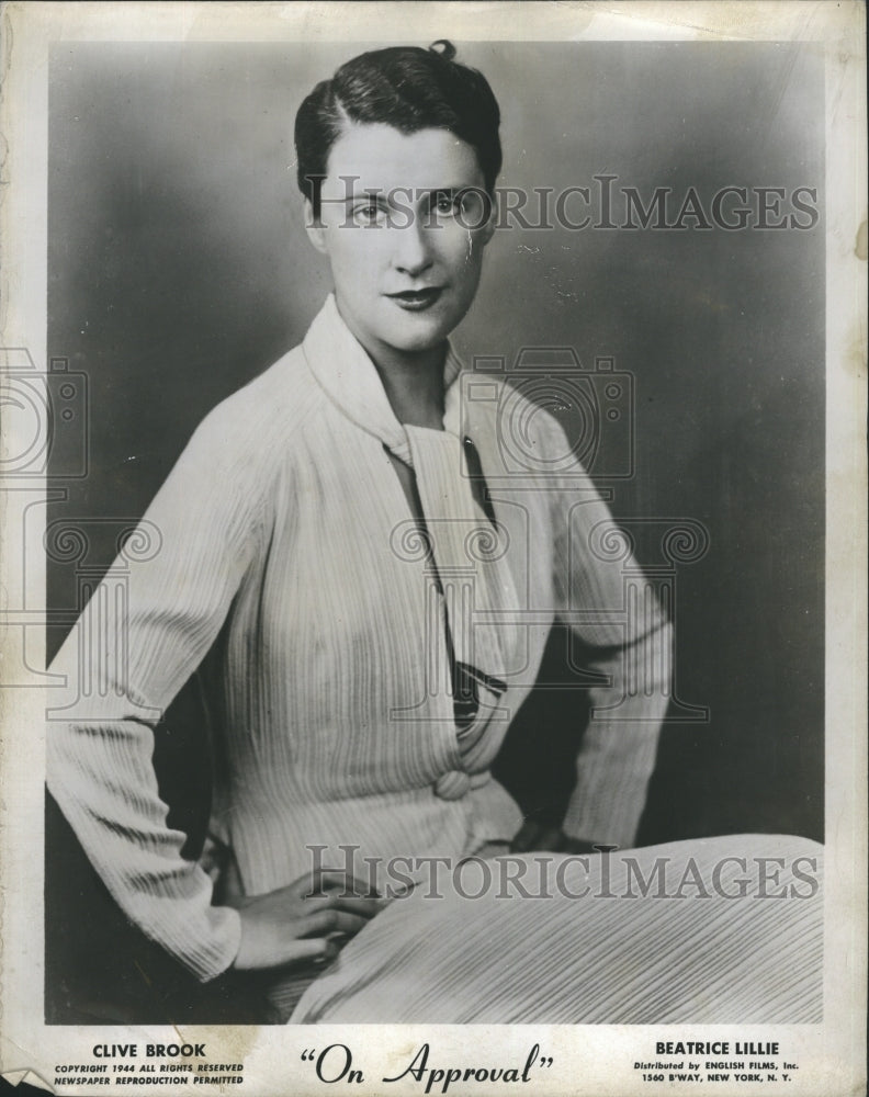 1945 Press Photo A picture of Beatrice Lillie - Historic Images