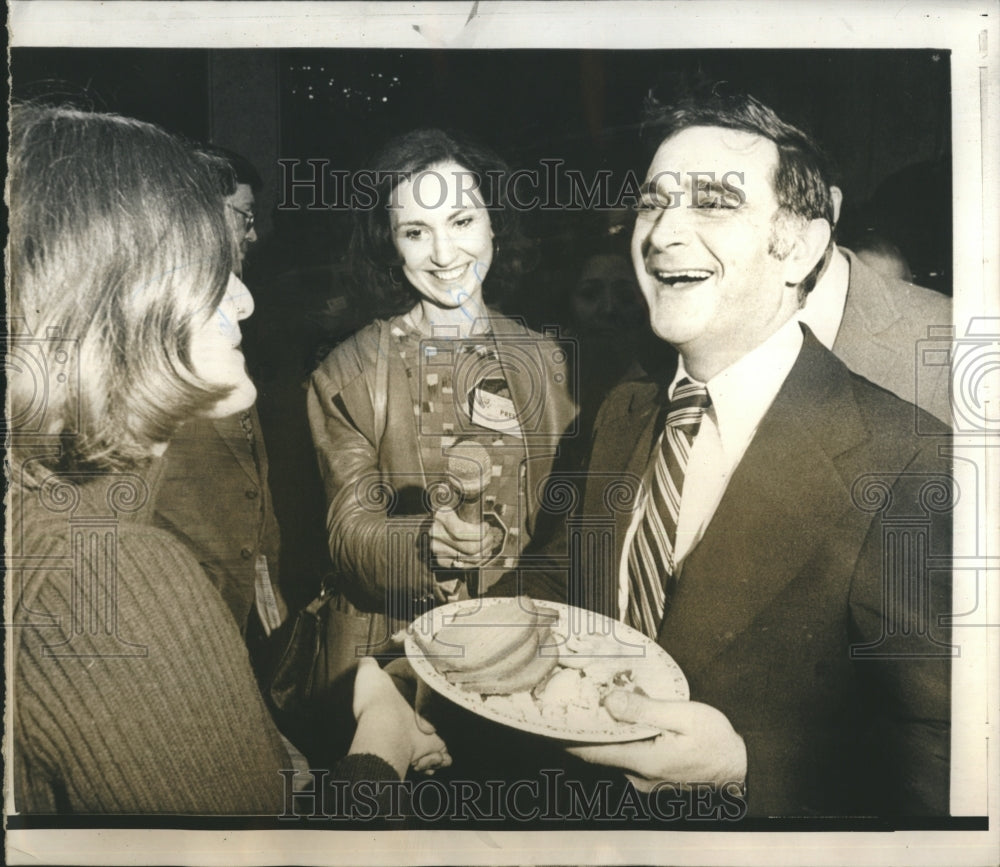 1976 Frank Zarb Federal Energy Administrator at Luncheon - Historic Images