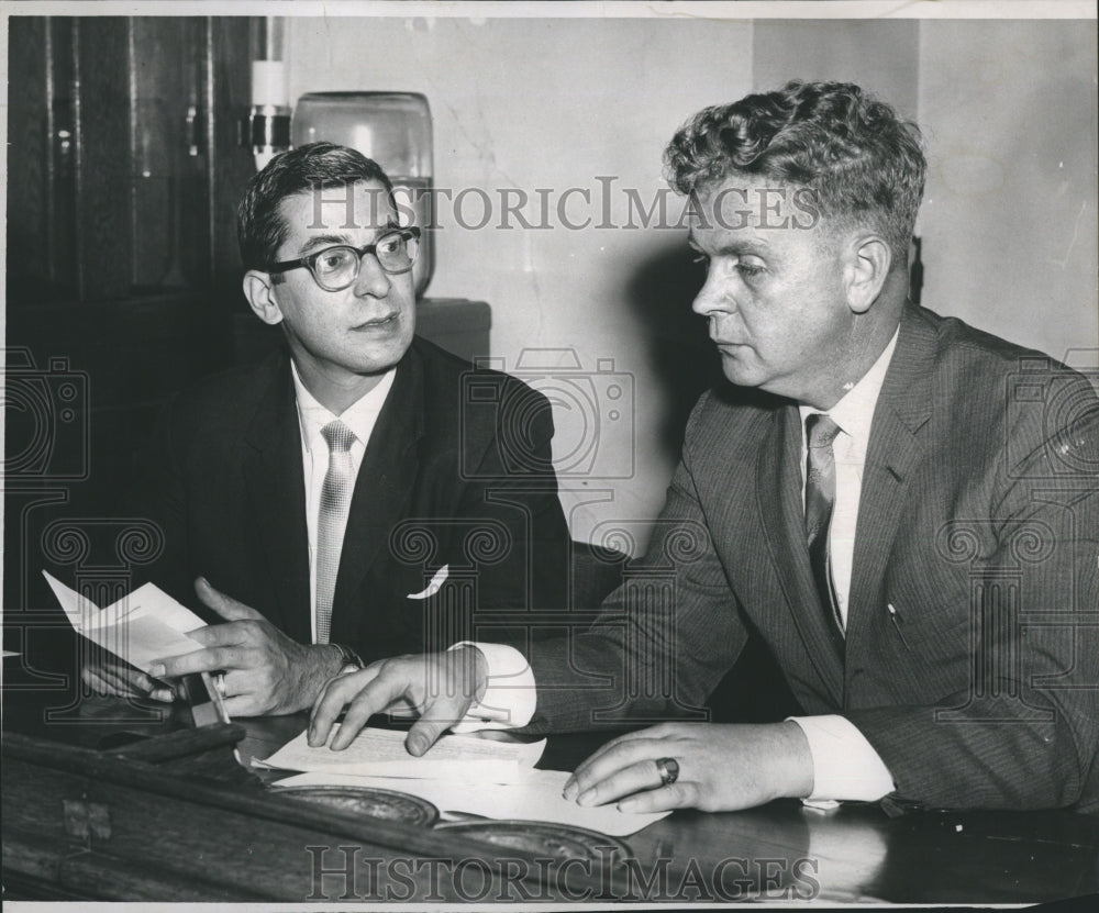 1961 Press Photo Hearing Held In State Capitol On Book Banning - Historic Images