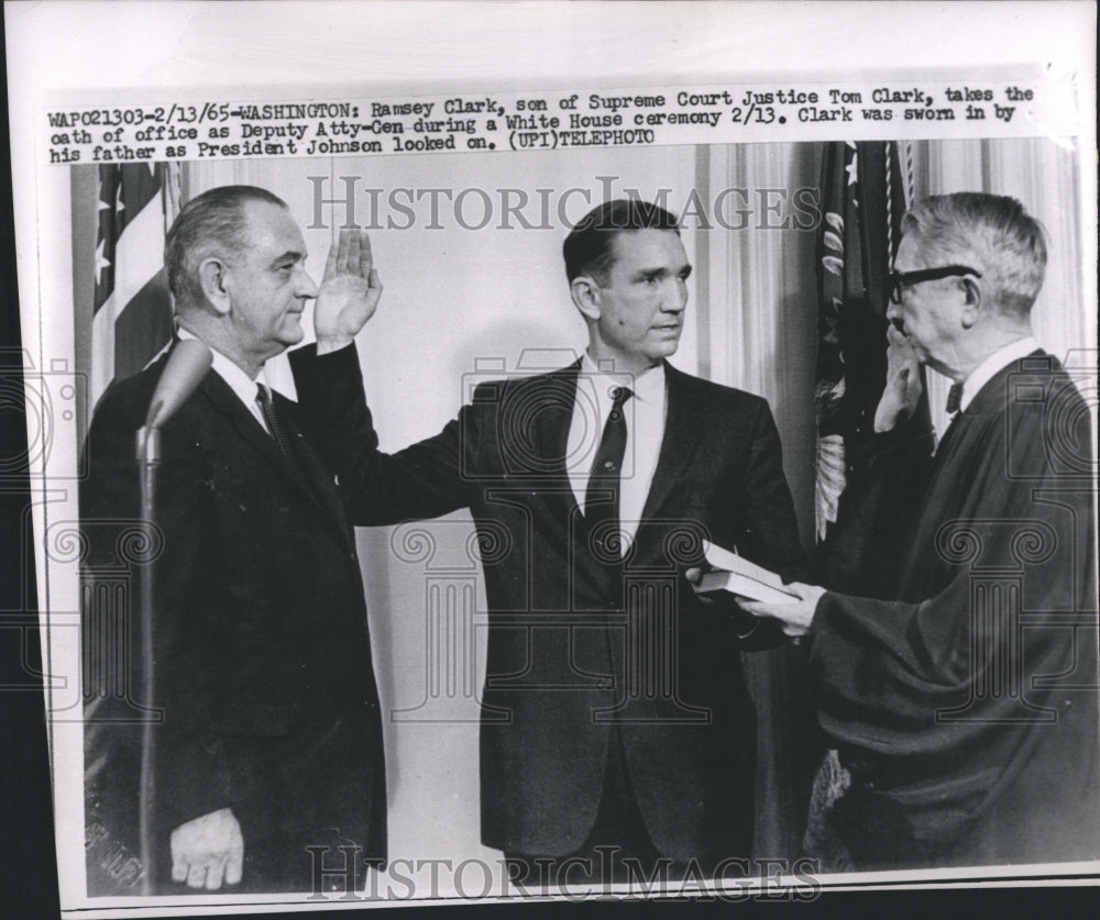 1965 Press Photo Ramsey Clark US Attorney General Father Tom President Johnson - Historic Images