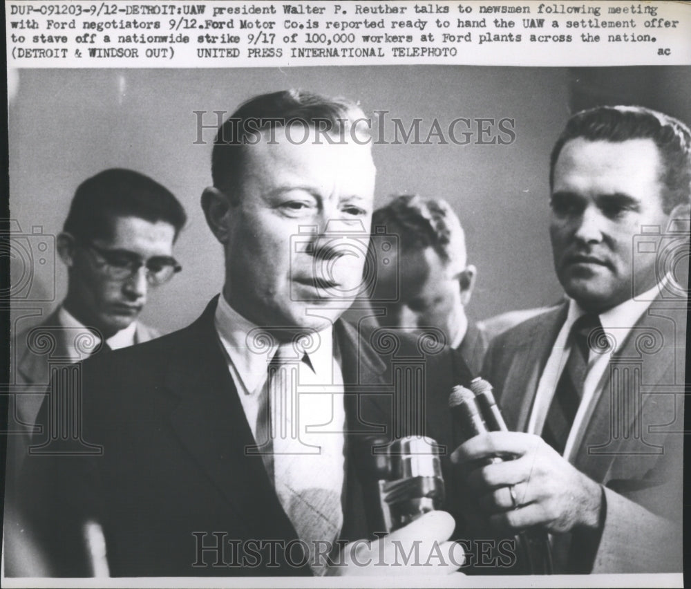 1958 Press Photo Ford Motor Co. ready to head the UAW a settlement offer - Historic Images