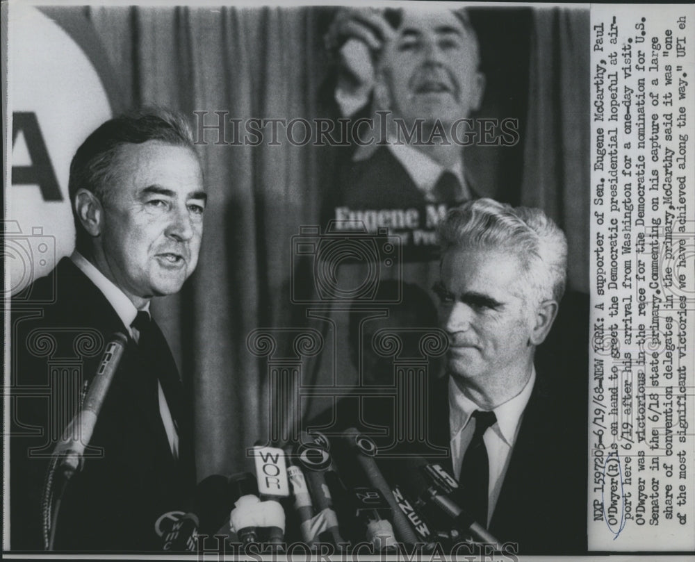 1968 Press Photo Paul O&#39;Dwyer Greets Sen Eugene McCarthy Presidential Candidate - Historic Images